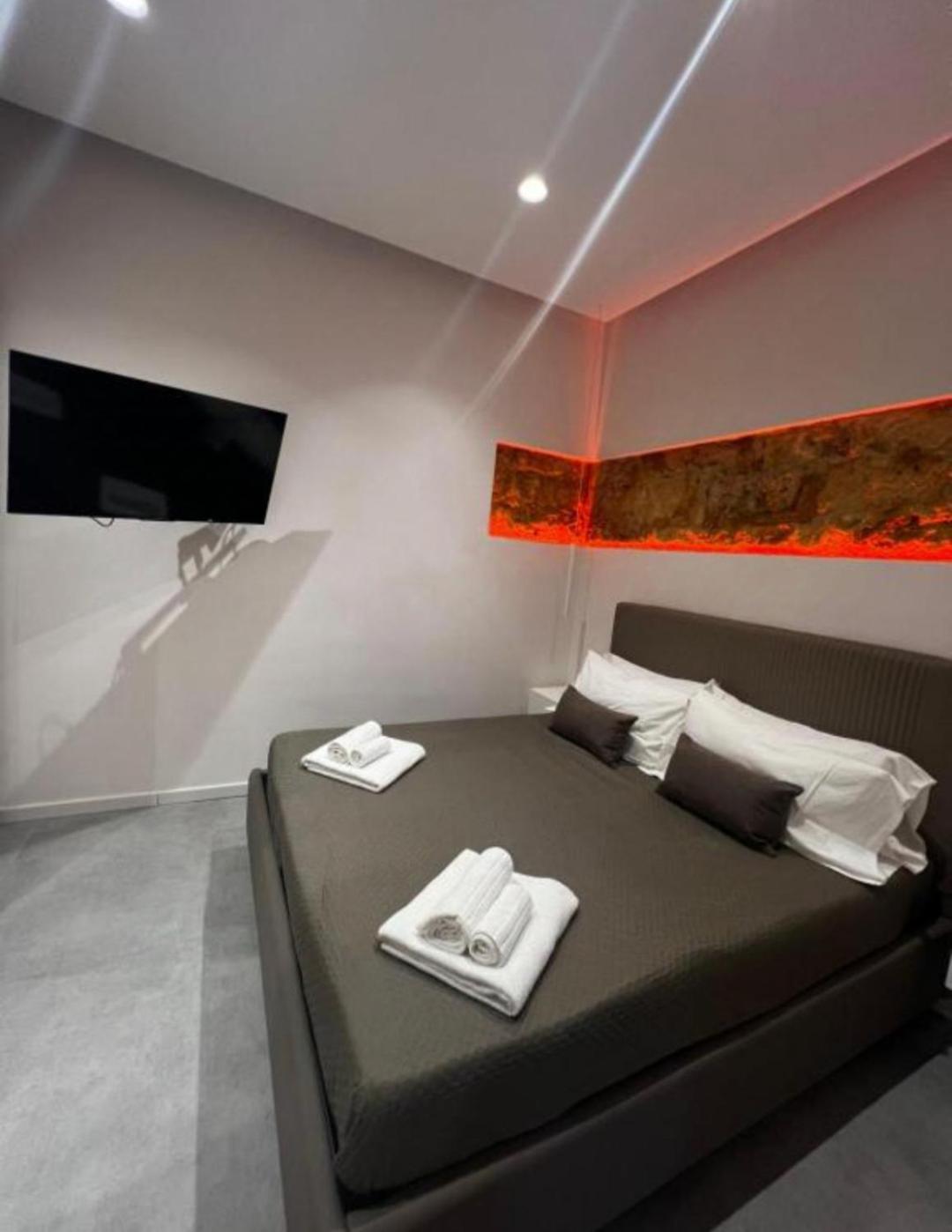 Politeama Centre Suite Palermo Esterno foto